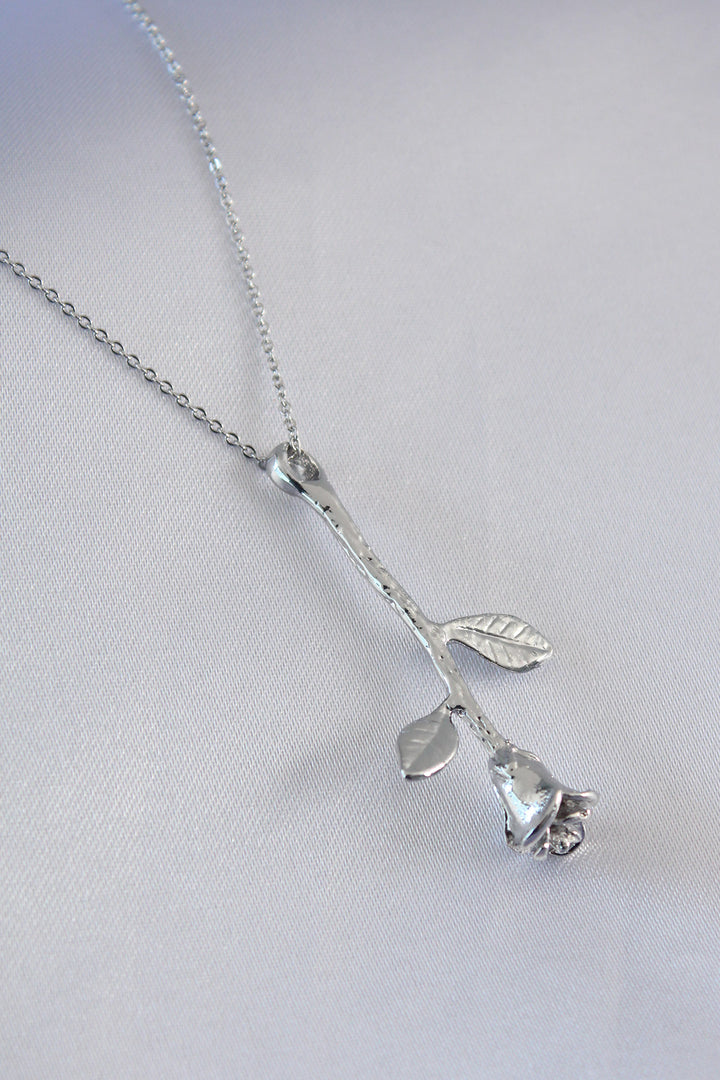 EBJ Silver Color Rose Design Women's Necklace - Campobasso