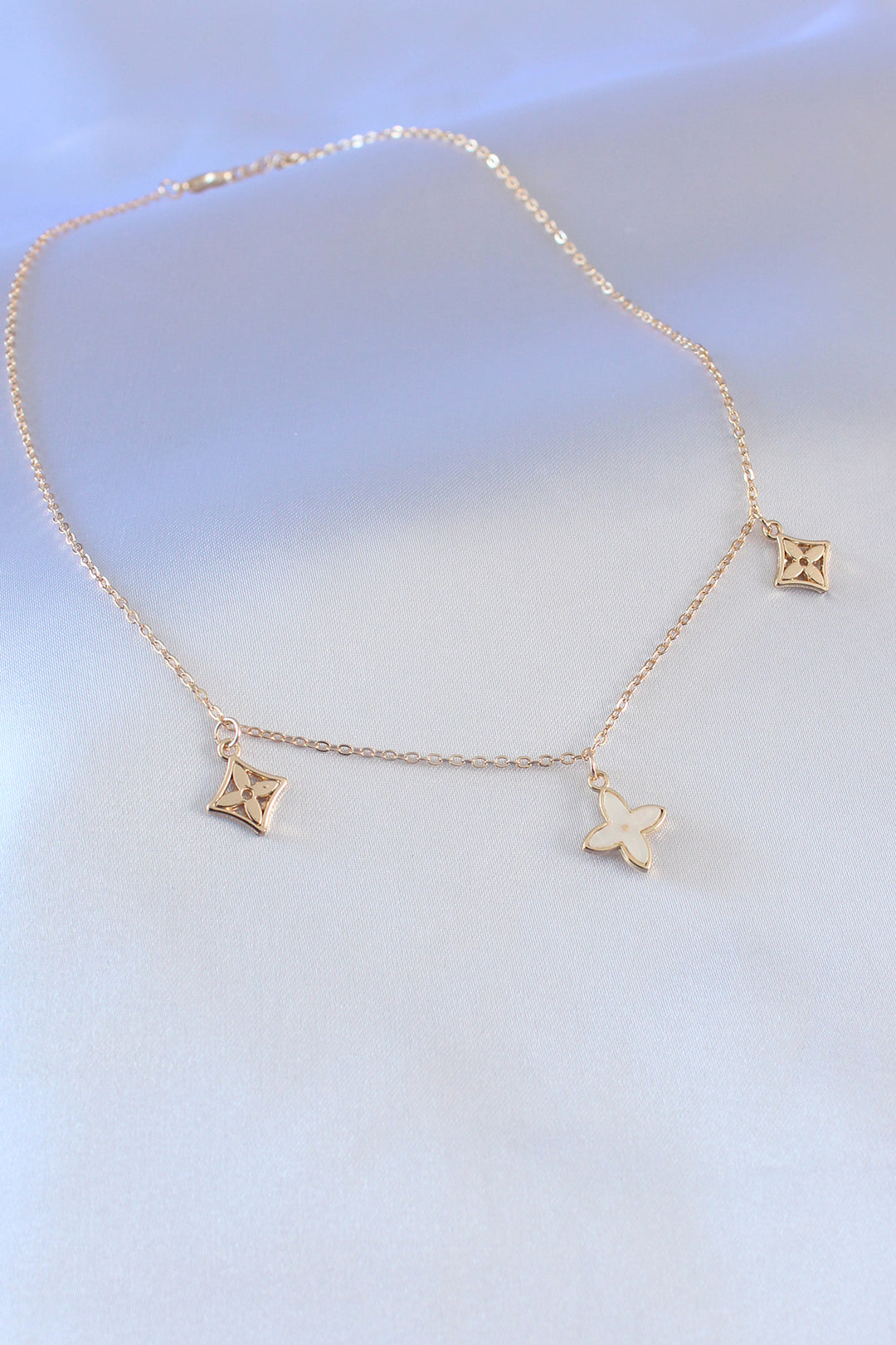 EBJ Gold Color Flower Figure Women's Necklace - Spokane