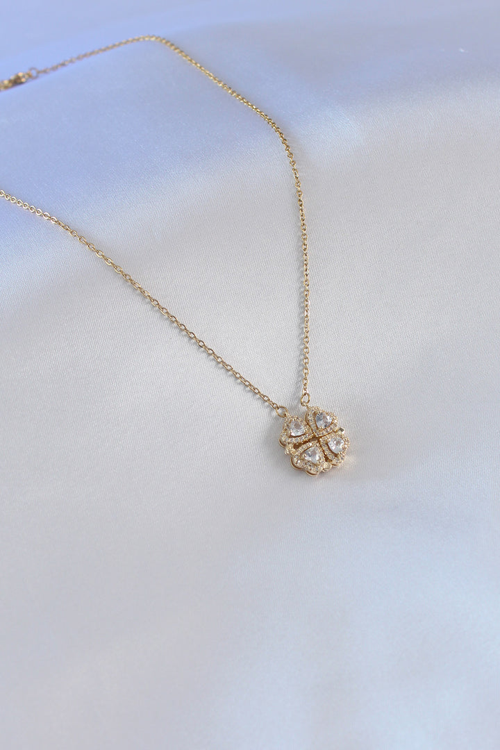 EBJ 316L Steel Gold Color Clover Model Zircon Stone Women's Necklace - Saarlouis