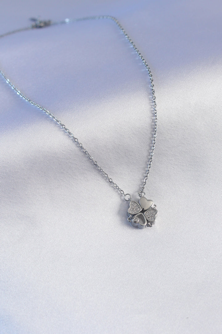 EBJ 316L Stainless Steel Silver Color Clover Model Women's Necklace with Zircon Stone - Ponce