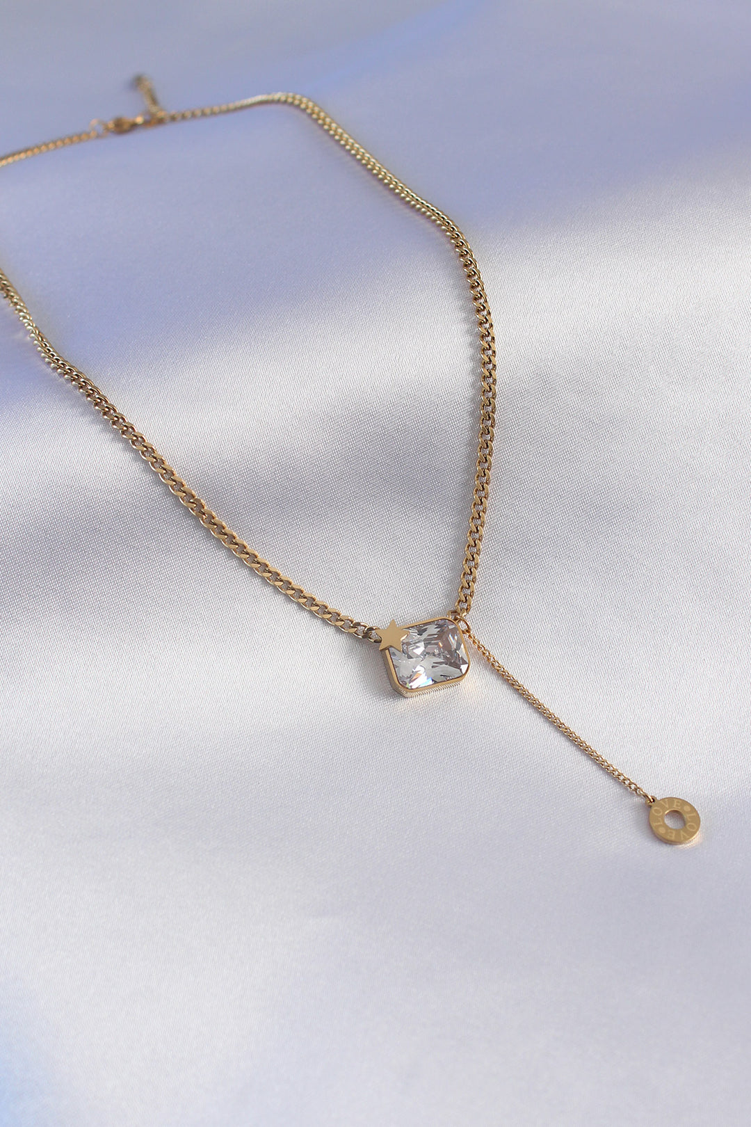 EBJ 316L Steel Gold Color Chain Model Zircon Stone Star Detail Women's Necklace - Tepotzotlán