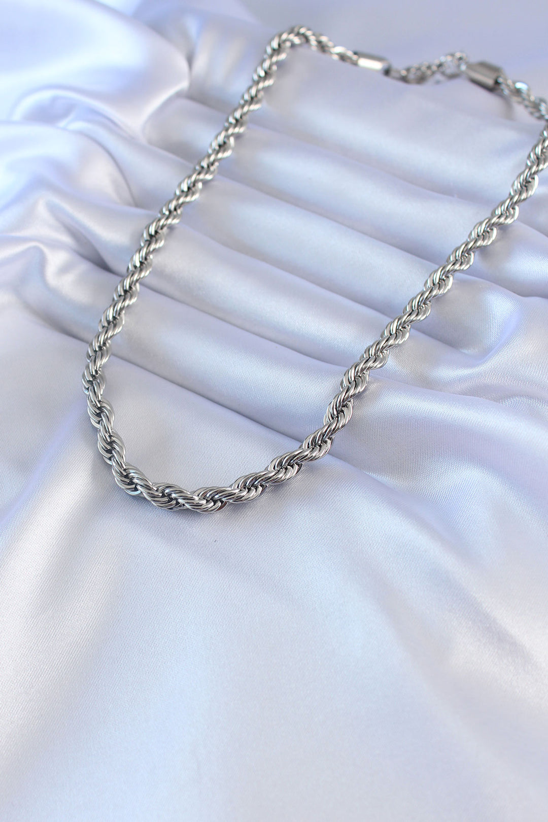 EBJ 316L Stainless Steel Silver Color Twist Model 45 cm Women's Necklace - Chelmsford