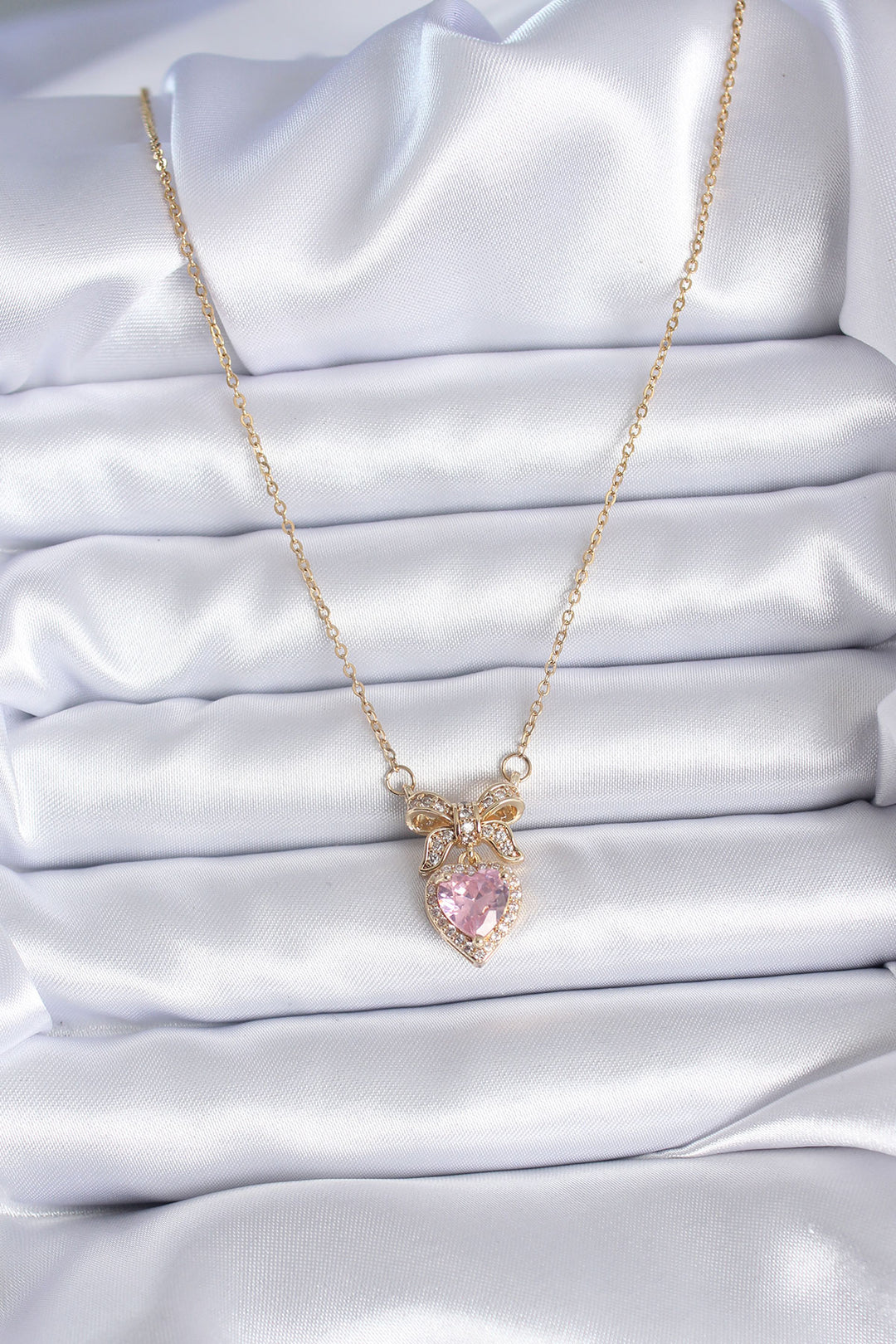 EBJ 316L Steel Gold Chain Pink Crystal Heart Model Zircon Stone Ribbon Model Women's Necklace - Altamira