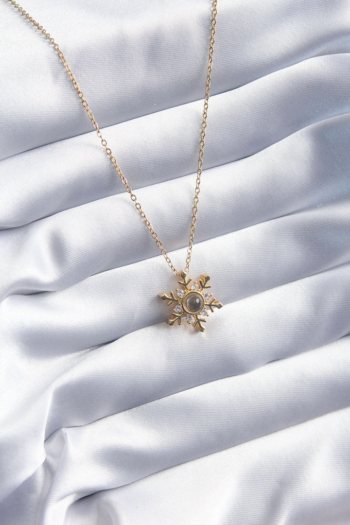 EBJ 316L Steel Gold Color Zircon Stone Snowflake Projection Model Women's Necklace - Gómez Palacio