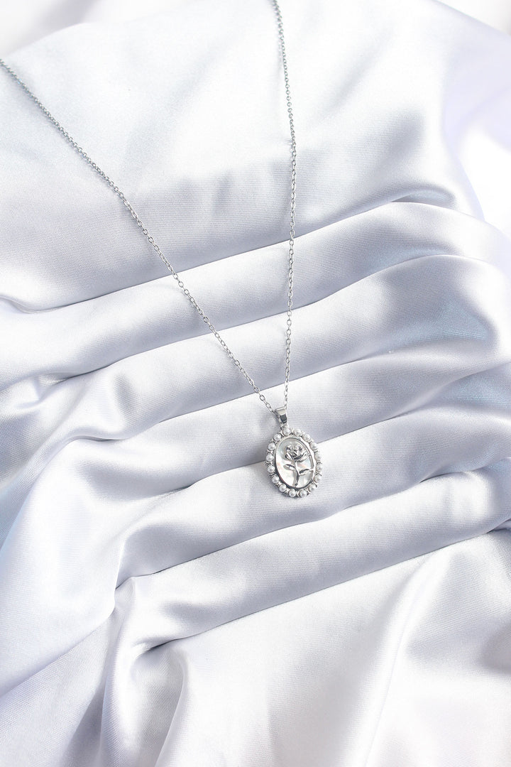 EBJ 316L Stainless Steel Silver Color Rose Model Pearl Detail Women's Necklace - Le Havre