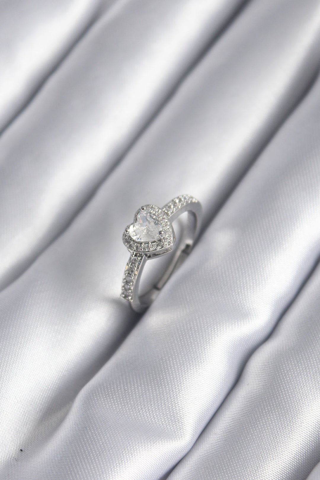 EBJ Rice Silver Color Zircon Stone Heart Charm Model Women's Ring - Union City