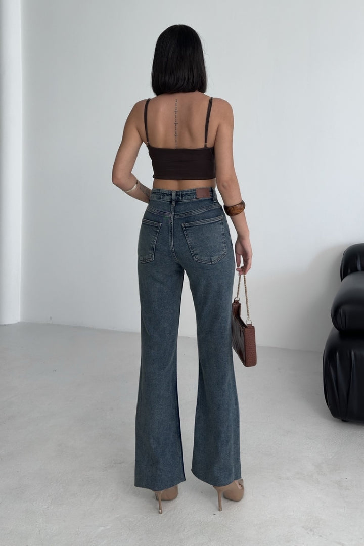 XLJ High Waist Mom Fit Jean with Flared Leg and Fringe Ending Mixed - Winnipeg