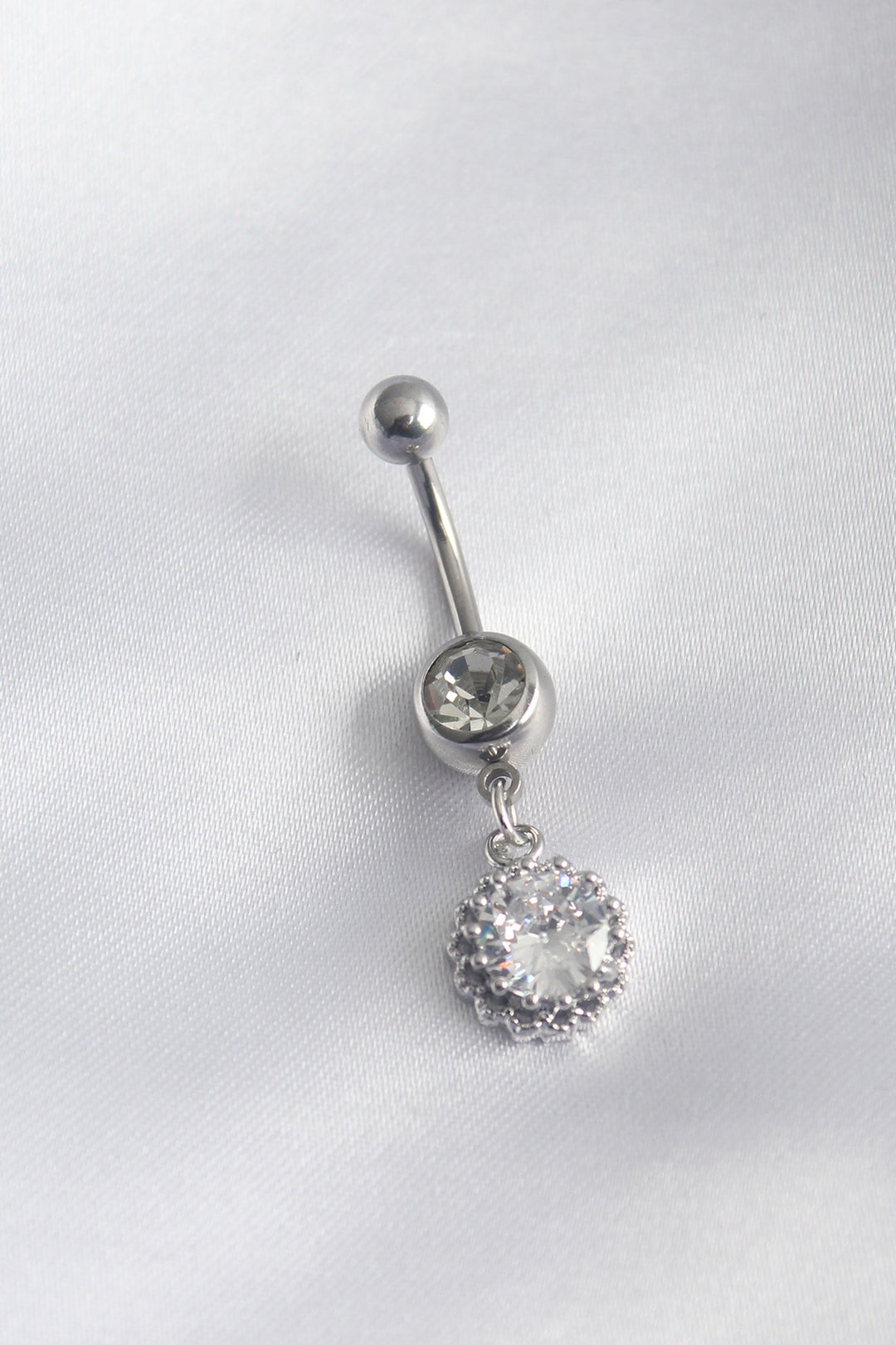 EBJ 316L Cerrahi Çelik Zirkon Taşlı Sallantı Model Kadın Piercing - Giurgiu