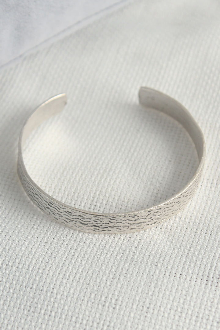 EBJ Authentic Model Silver Color Motif Processing Plate Men's Bracelet - Columbia