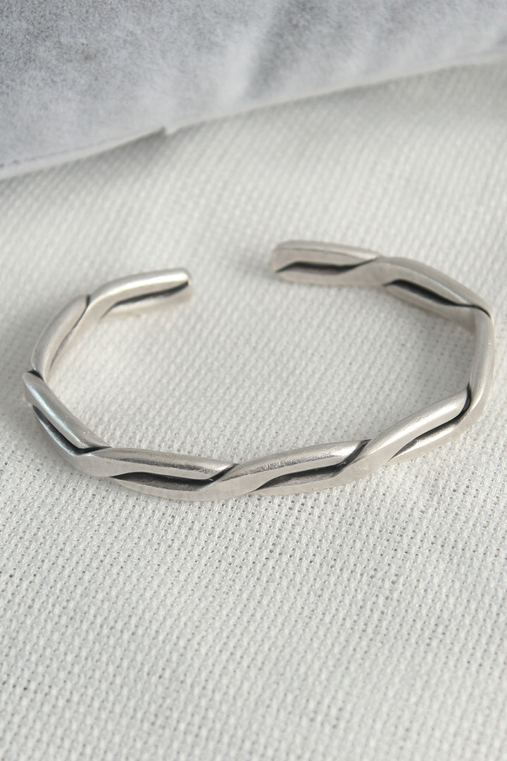 EBJ Authentic Silver Color Motif Processing Plate Men's Bracelet - Smethwick