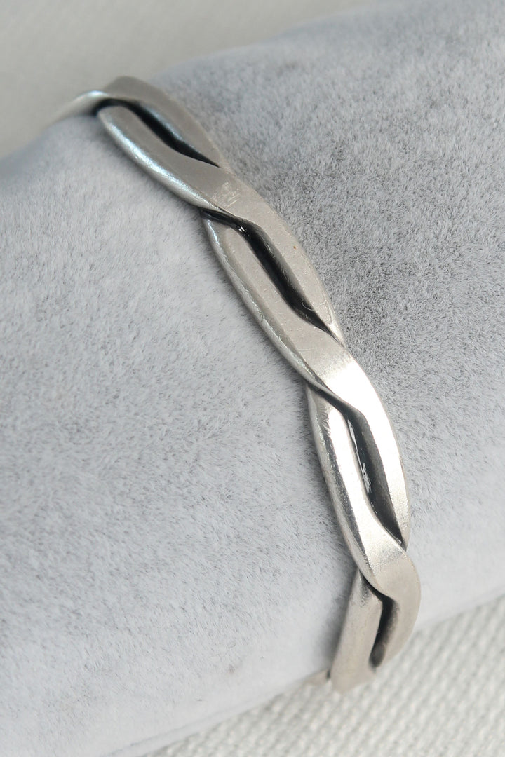 EBJ Authentic Silver Color Motif Processing Plate Men's Bracelet - Smethwick