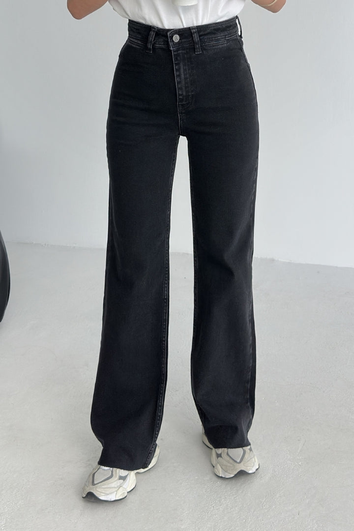 XLJ Wide Leg Palazzo Relaxed Jean with Decorative Front Pockets Mixed - French Valley