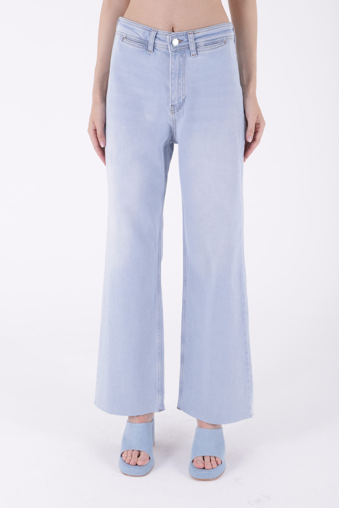 XLJ Wide Leg Palazzo Relaxed Jean with Decorative Front Pockets Mixed - Thornton