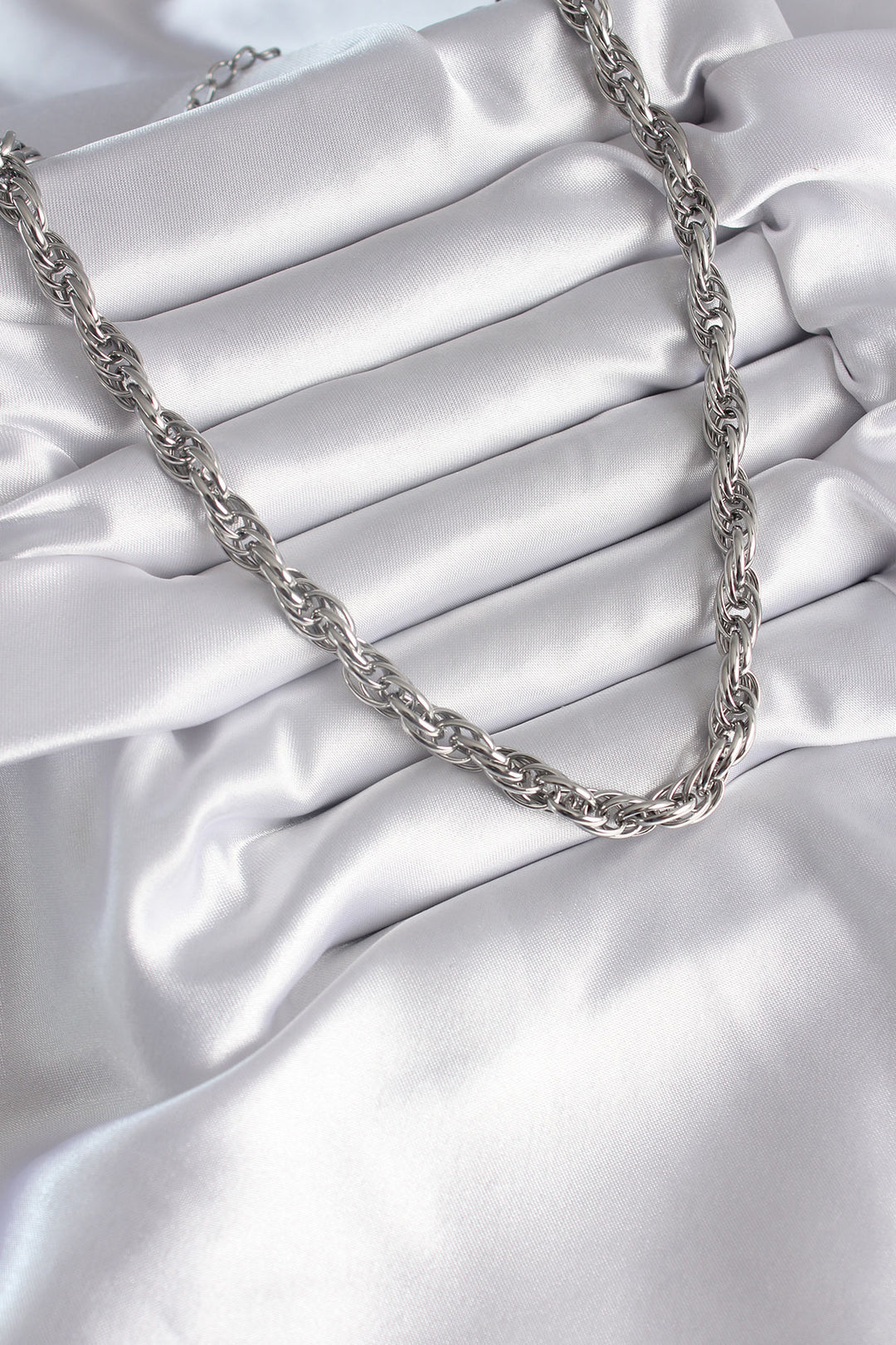 EBJ 316L Stainless Steel Silver Color Braided Twist Chain Model Women's Necklace - Luton