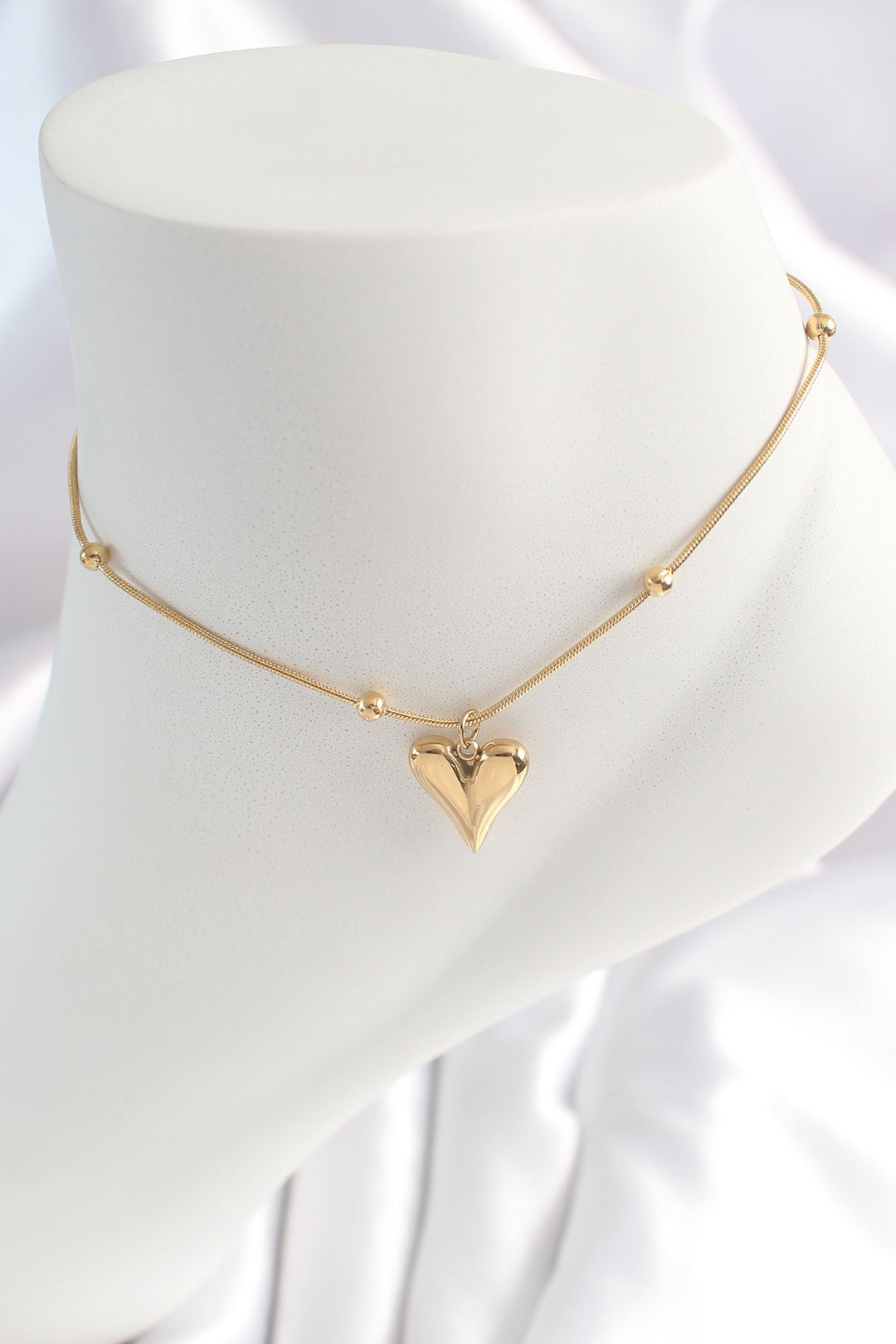 EBJ 316L Steel Gold Color Minimal Bead Detail Heart Figure Women's Bracelet - Chicopee