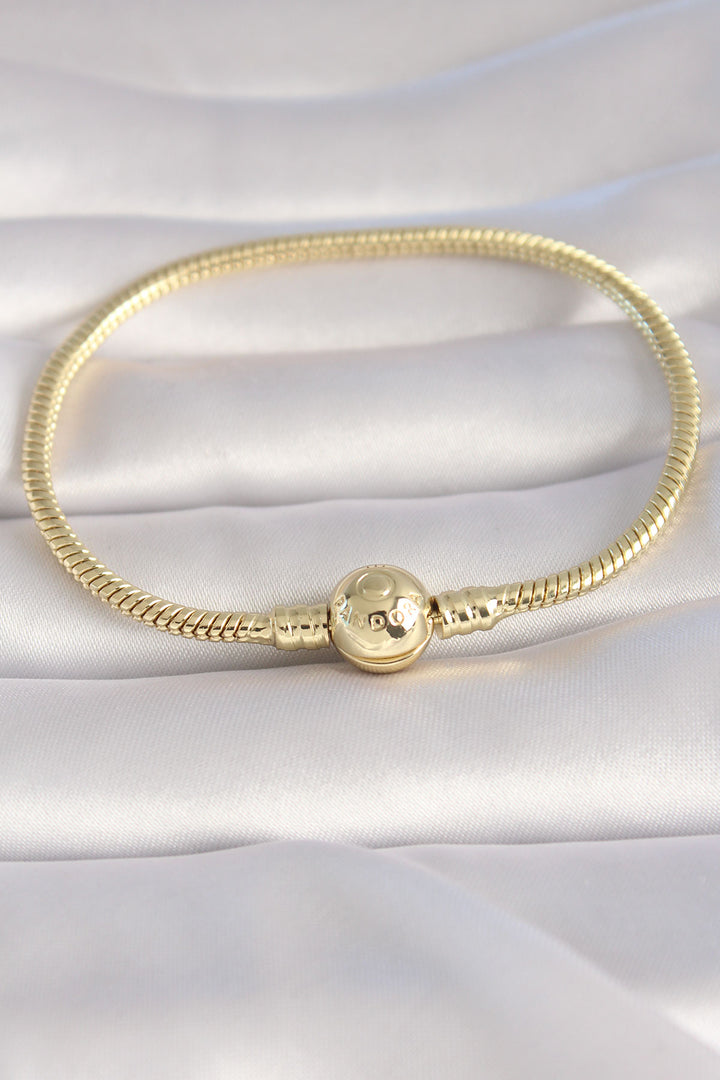 EBJ Rice Gold Color Processing Detail Charm Model Women's Bracelet - Laeken
