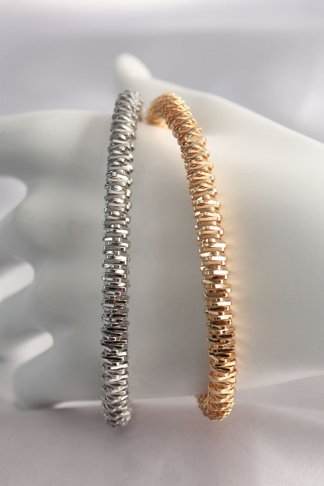 EBJ Gold and Silver Color Elastic 2-Piece Brass Textured Bracelet - Tournai