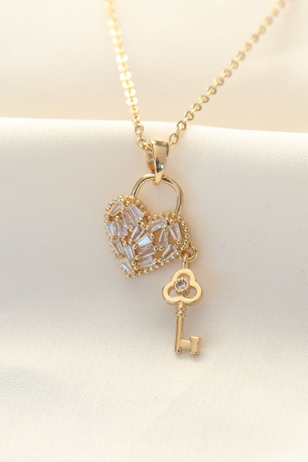 EBJ 316L Stainless Steel Chain Zircon Stone Gold Color Heart and Key Designed Necklace - Romeoville