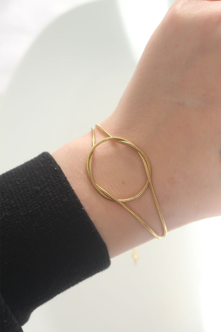 EBJ 316L Steel Gold Color Knot Model Bracelet - Sandy Springs