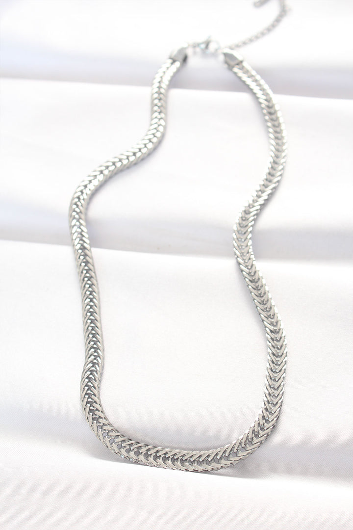 EBJ 316L Stainless Steel Silver Color Fishbone Chain Necklace - Chaves