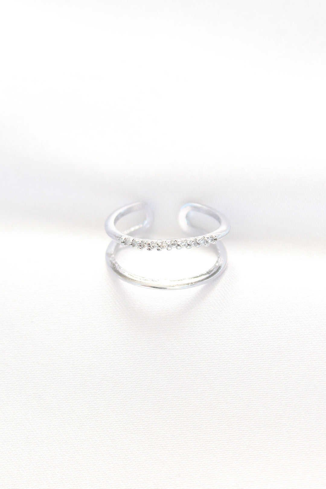 EBJ Adjustable Ring in Silver Color with 2-Look Waterway Design - Bath