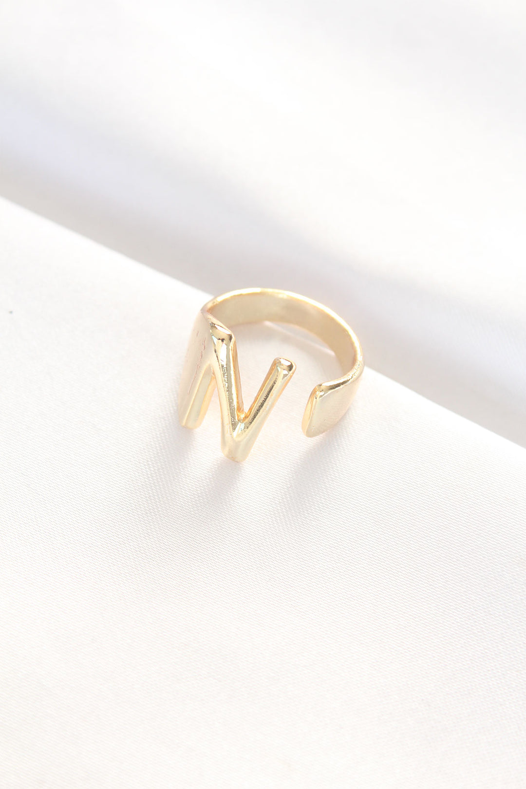 EBJ Adjustable Gold Color Ring with N Letter - Villagarcía de Arosa
