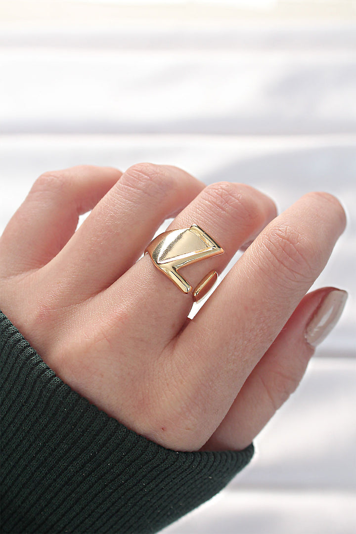 EBJ Adjustable Gold Color Ring with Z Initial - Acámbaro