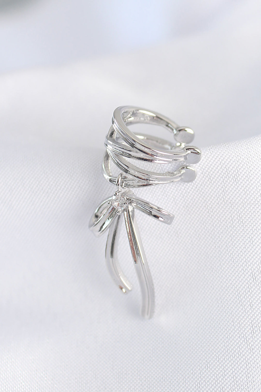 EBJ Rice Silver Color Zircon Stone Detail Bow Model Earcuff Earring - Millcreek