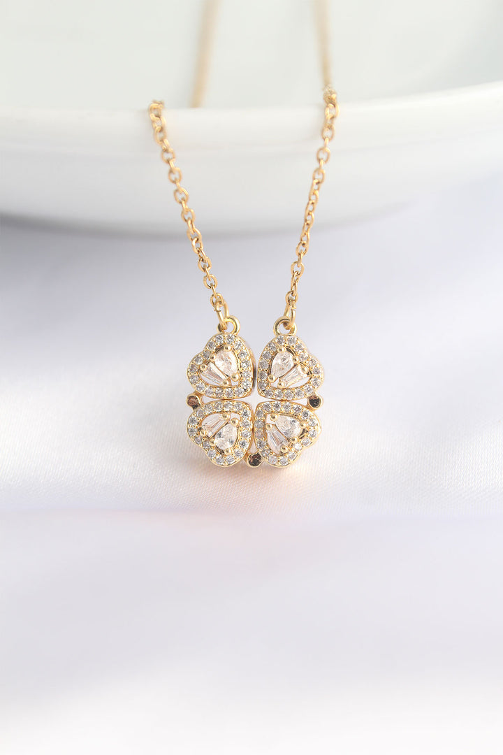 EBJ 316L Steel Chain Gold Color Clover Necklace with Zircon Stone Heart Detail - Voghera