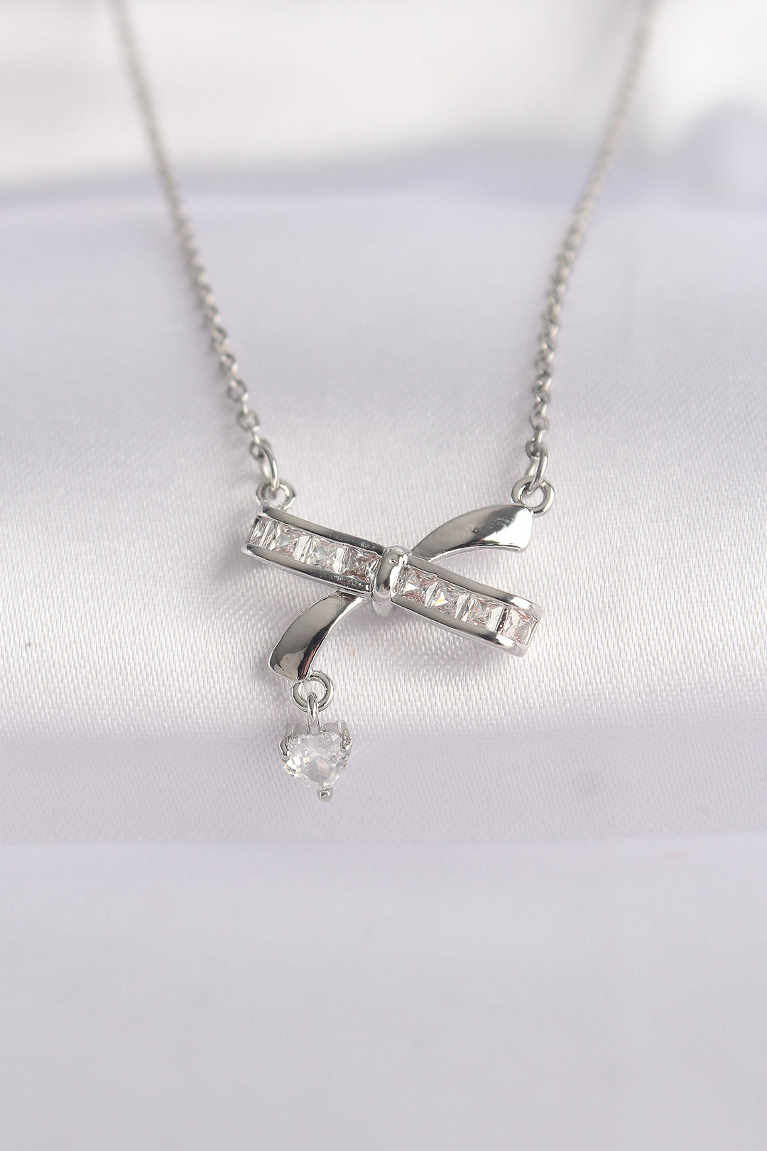 EBJ 316L Stainless Steel Chain Silver Color Zircon Stone Heart Detail Bow Necklace - Saginaw
