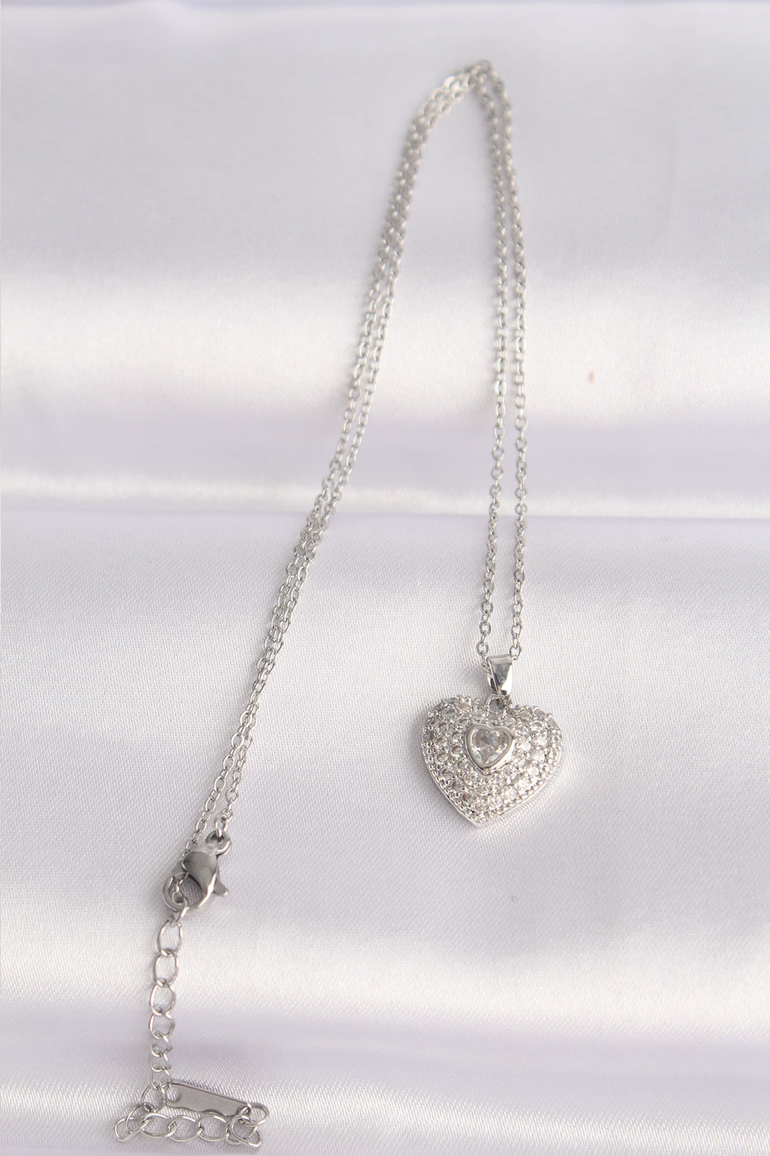 EBJ 316L Stainless Steel Chain Silver Color Zircon Stone Heart Necklace - Villena