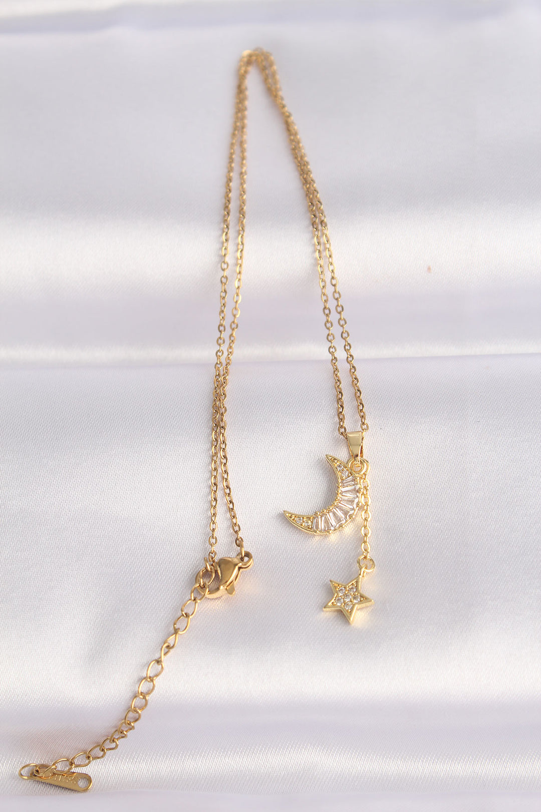 EBJ 316L Steel Chain Gold Color with Zircon Stone Crescent Moon Star Necklace - De Bilt