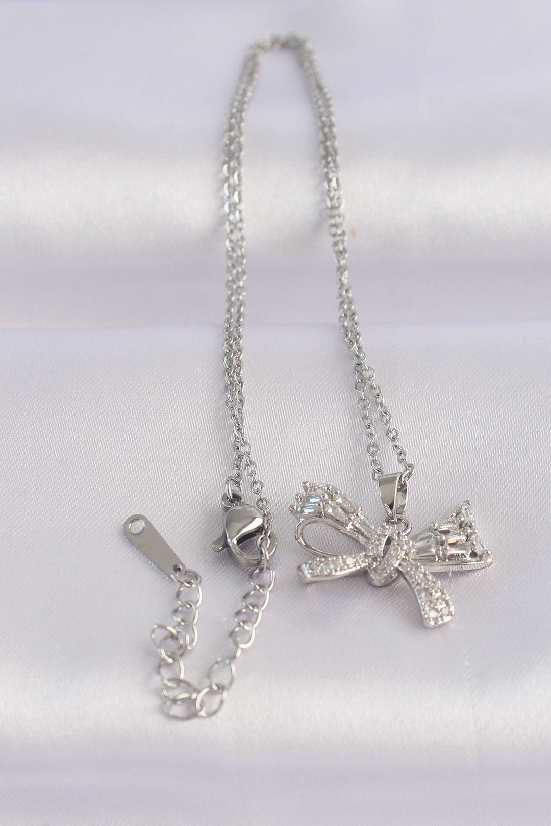 EBJ 316L Stainless Steel Chain Silver Color Zircon Stone Bow Necklace - Jersey City
