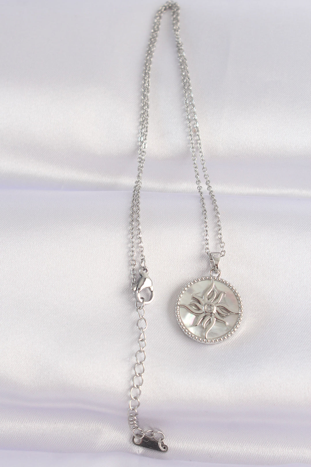 EBJ 316L Stainless Steel Chain Silver Color Sun Pendant with Oval Design - Brossard