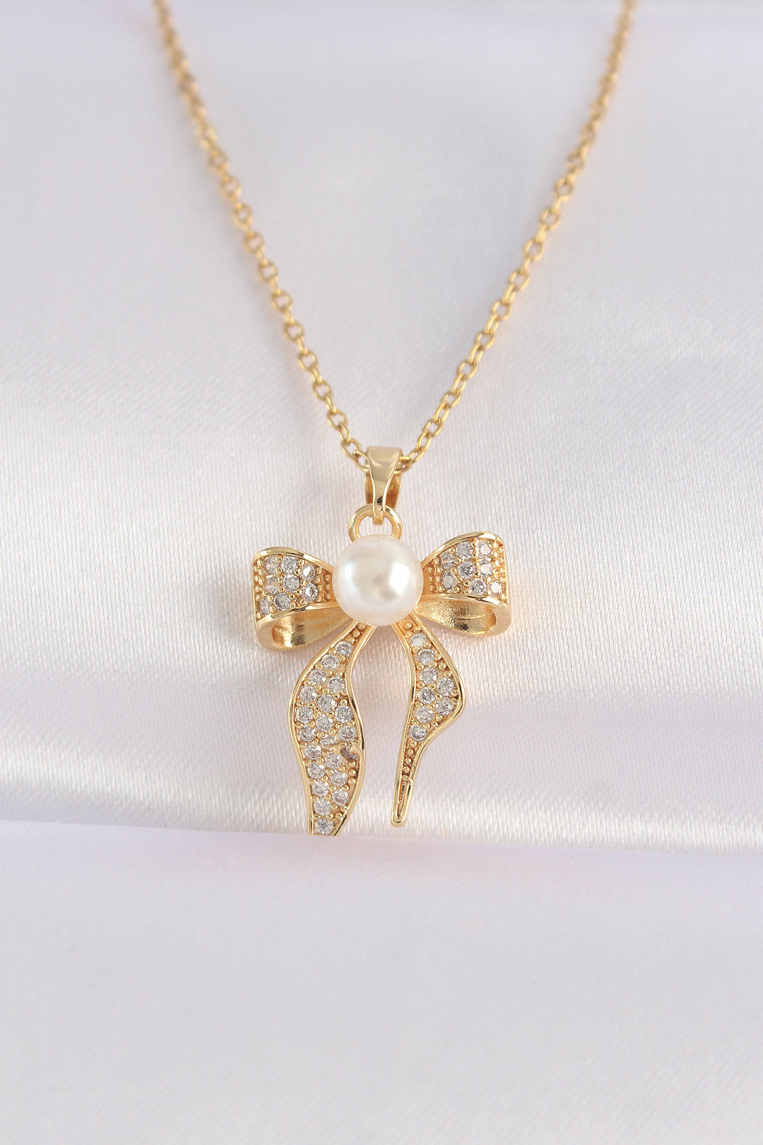 EBJ 316L Stainless Steel Chain with Zircon Stone Gold Color Pearl Detailed Bow Necklace - Portland