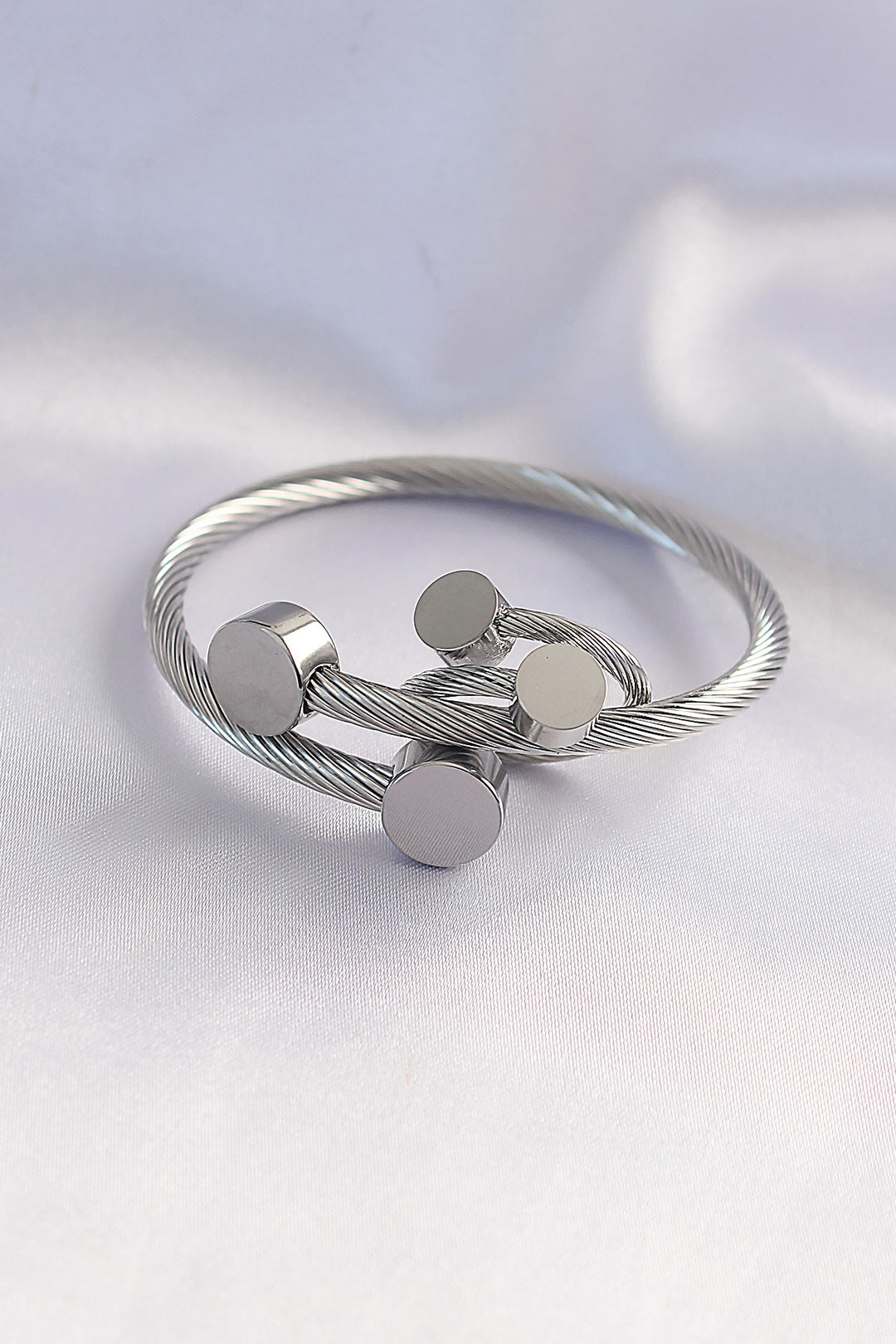 EBJ 316L Stainless Steel Silver Color Oval Accessorized Twisted Model Bracelet and Ring Set - Kempen