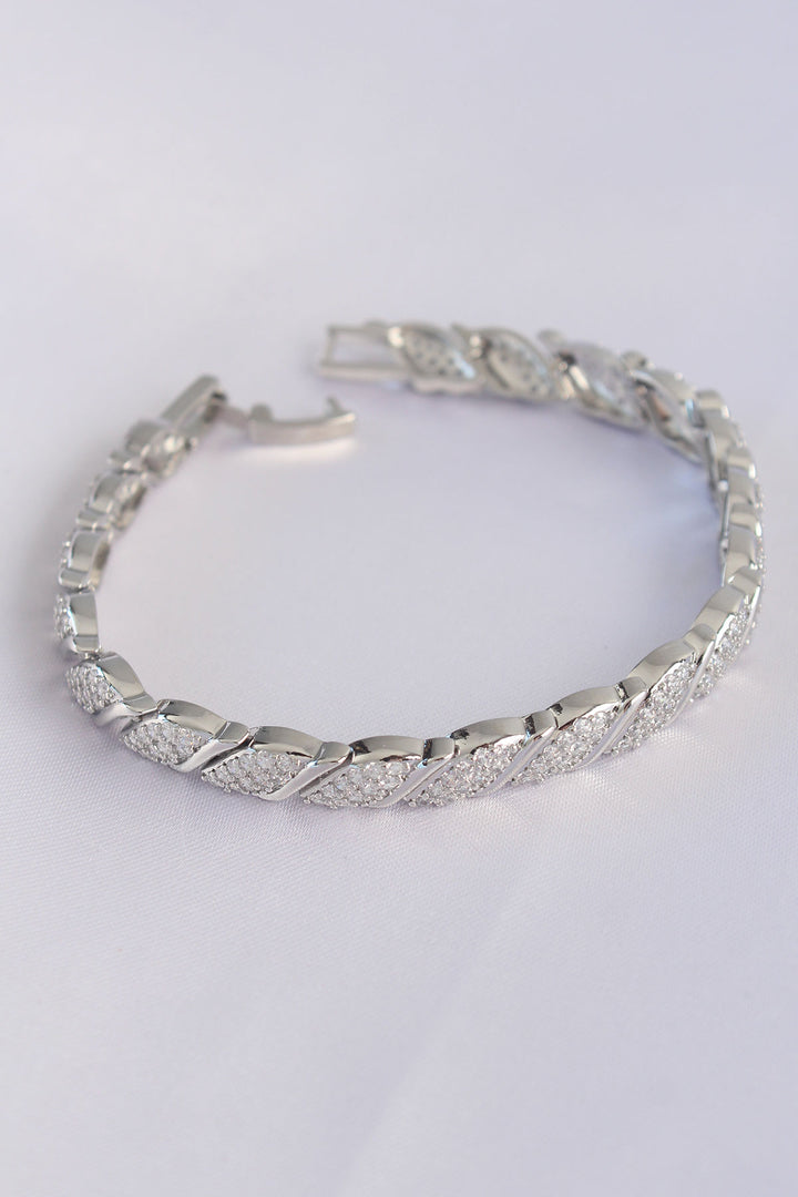 EBJ Vip Series Silver Color Spiral Model Bracelet with Rice Zircon Stone - Peine
