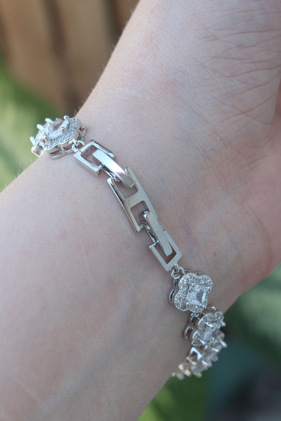 EBJ Vip Series Silver Color Clover Model Bracelet with Rice Zircon Stone - Königs Wusterhausen