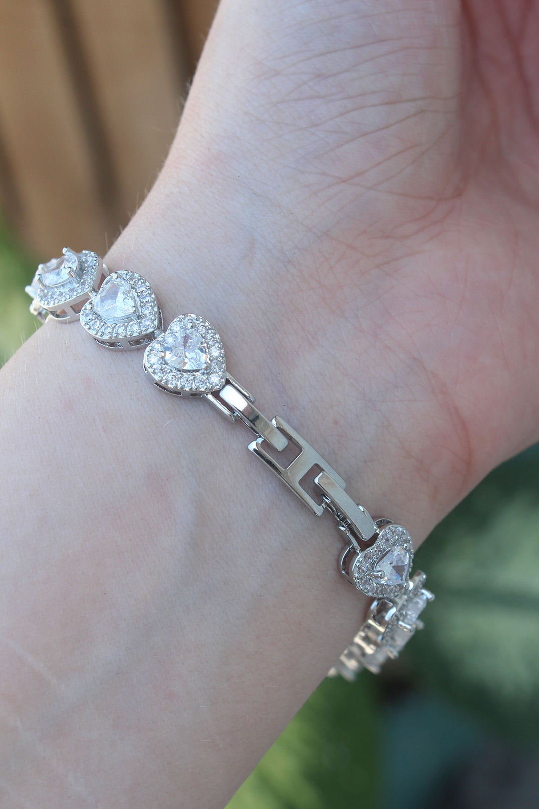 EBJ Vip Series Silver Color Heart Model Bracelet with Rice Zircon Stone - Chystiakove