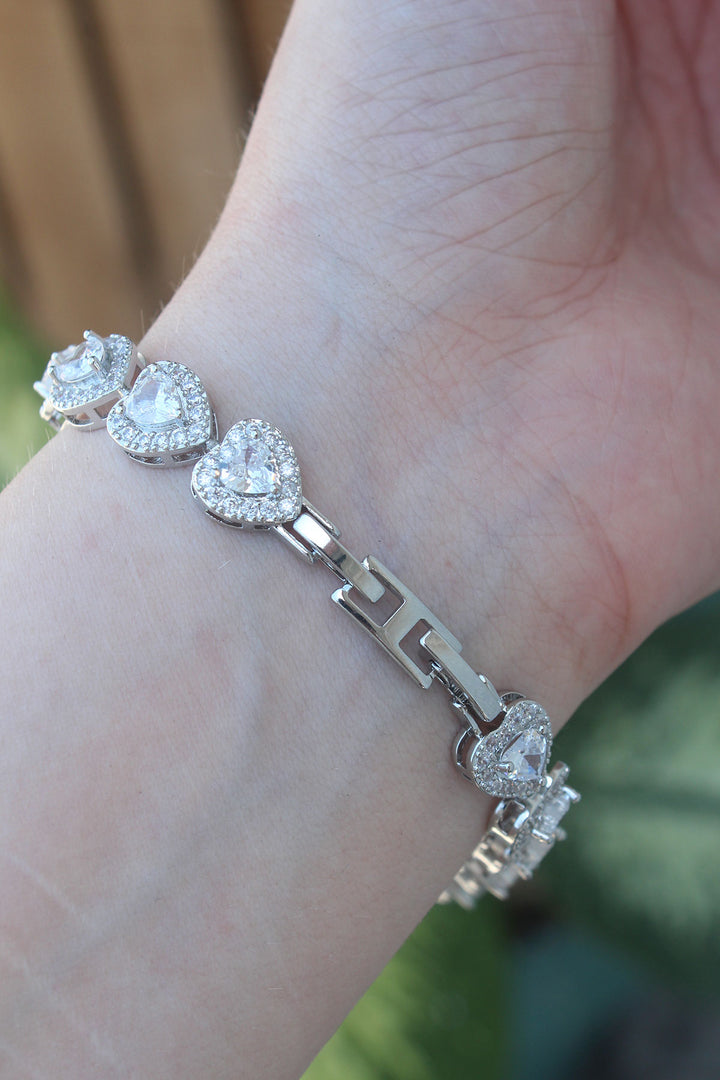 EBJ Vip Series Silver Color Heart Model Bracelet with Rice Zircon Stone - Chystiakove