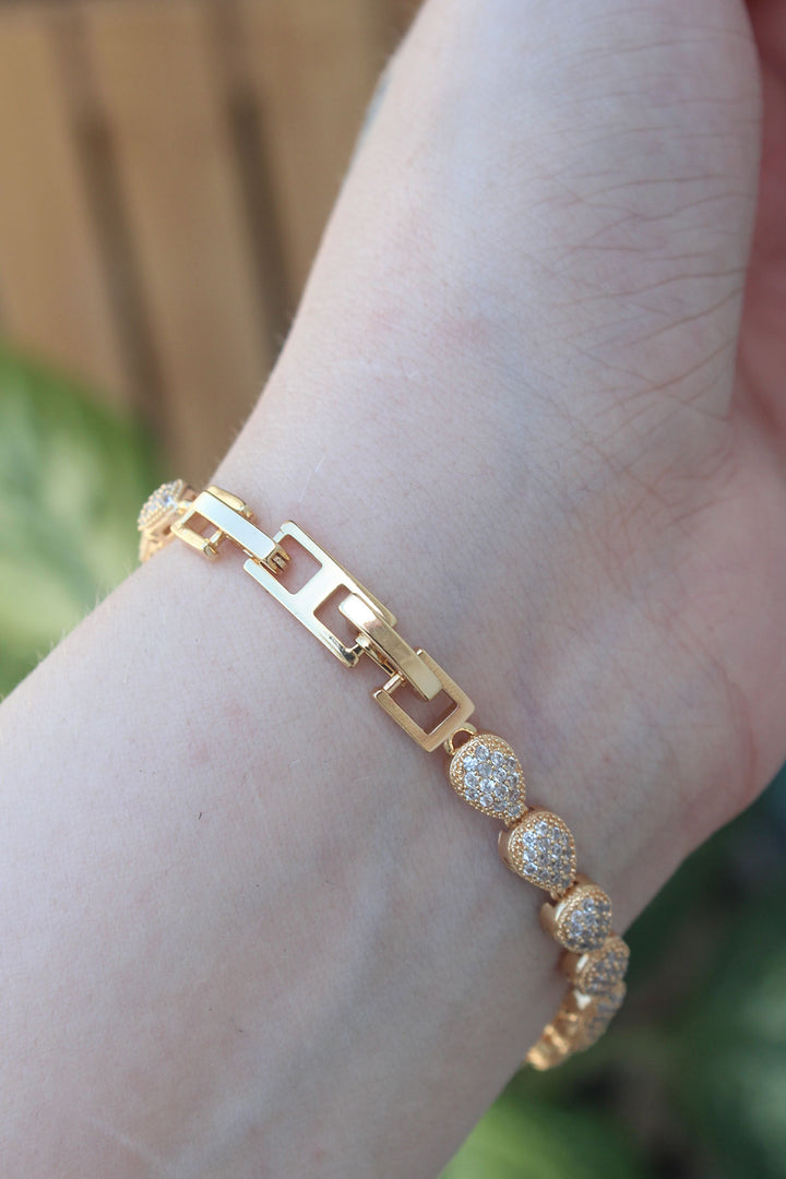 EBJ Vip Series Gold Color Drop Model Bracelet with Rice Zircon Stone - Niort