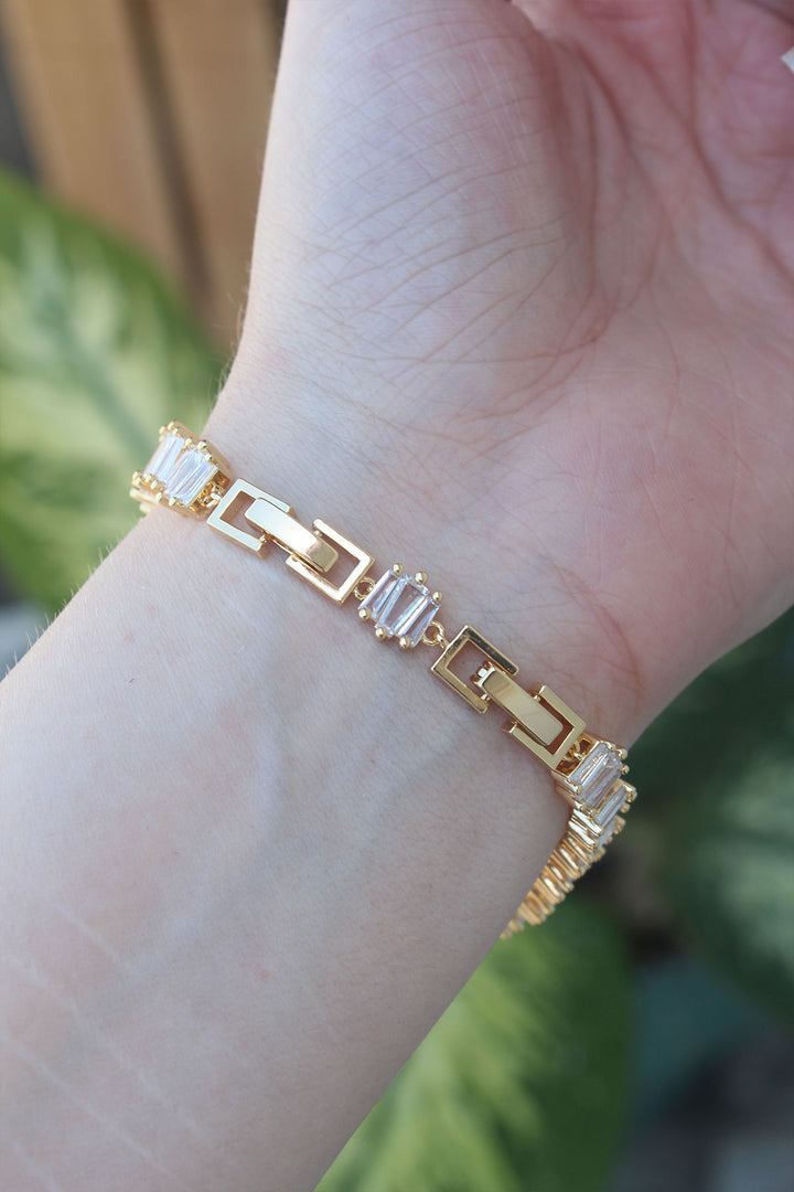 EBJ Vip Series Gold Color Square Waterway Model Bracelet with Rice Zircon Stone - Yajalón