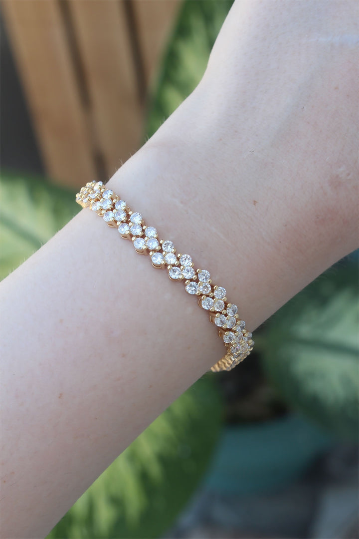 EBJ Vip Series Gold Color Bracelet with Rice Zircon Stones - Châtelet
