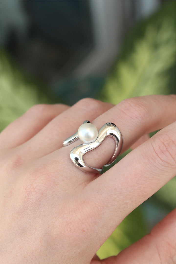 EBJ Adjustable Silver Color Rice Pearl Ring - Azusa
