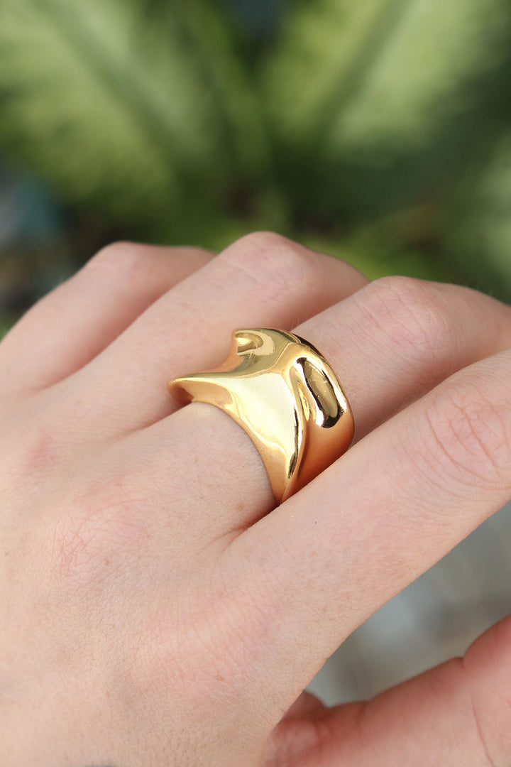 EBJ Adjustable Thick Band Rice Gold Color Ring - Straubing