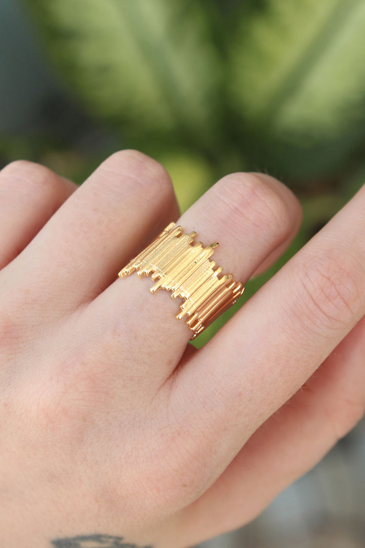 EBJ Adjustable Thick Textured Gold Color Rice Ring - Pärnu
