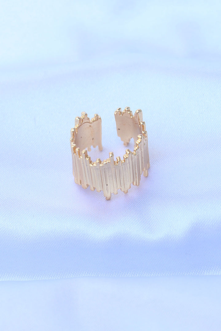 EBJ Adjustable Thick Textured Gold Color Rice Ring - Pärnu