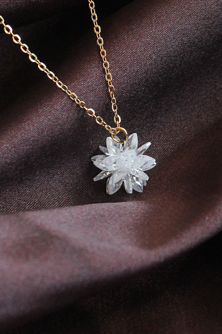 EBJ 316L Steel Chain Gold Color Lotus Necklace - Marion