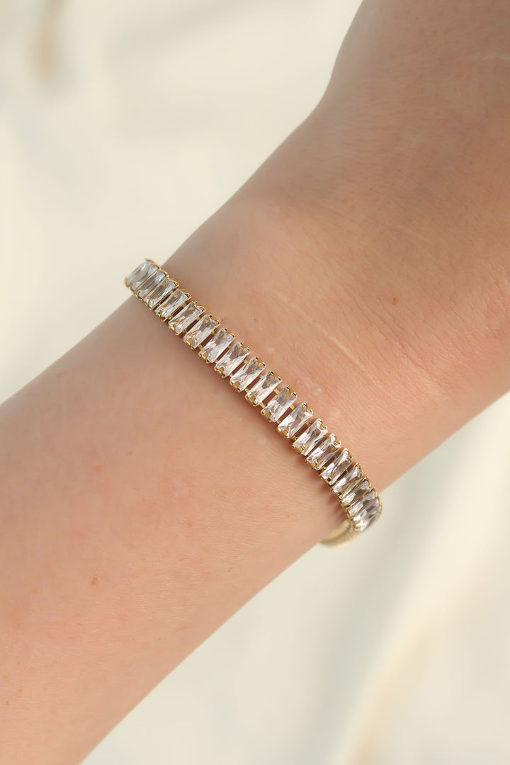 EBJ 316L Steel Gold Color Bracelet with Waterway Design - Tultepec