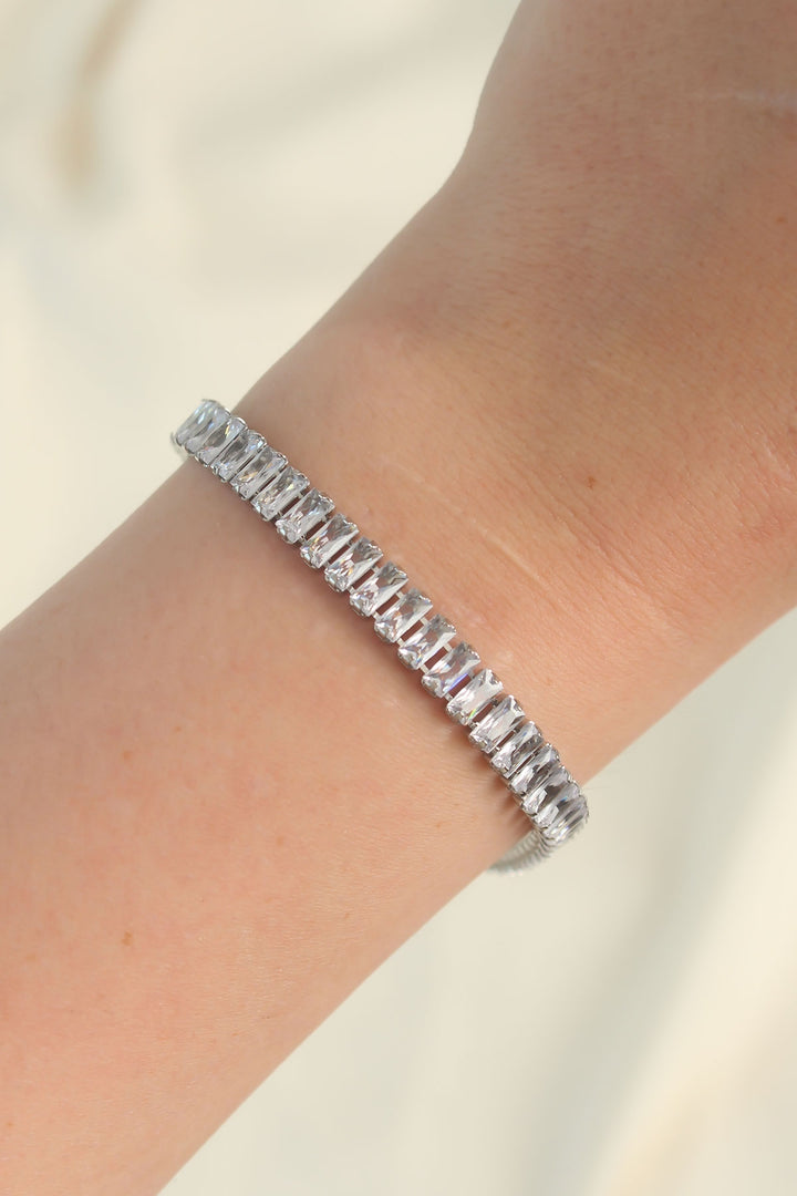 EBJ 316L Stainless Steel Silver Color Bracelet with Waterway Design - Hellevoetsluis